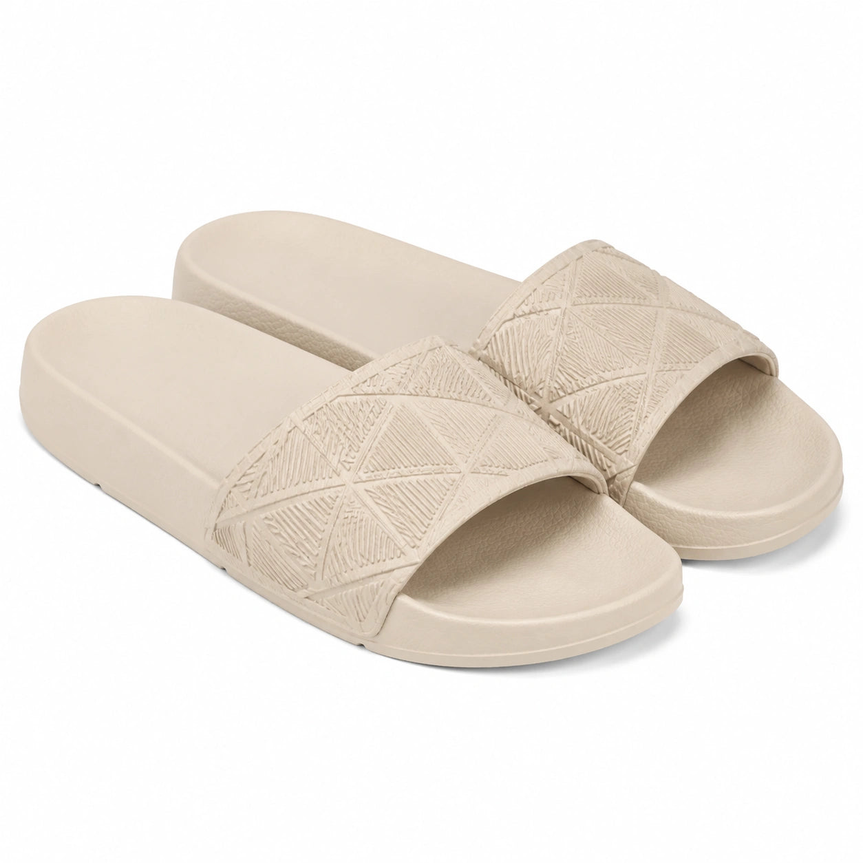 Claquettes taille 36/37 en matière synthétique beige à bride texturée pour usage quotidien